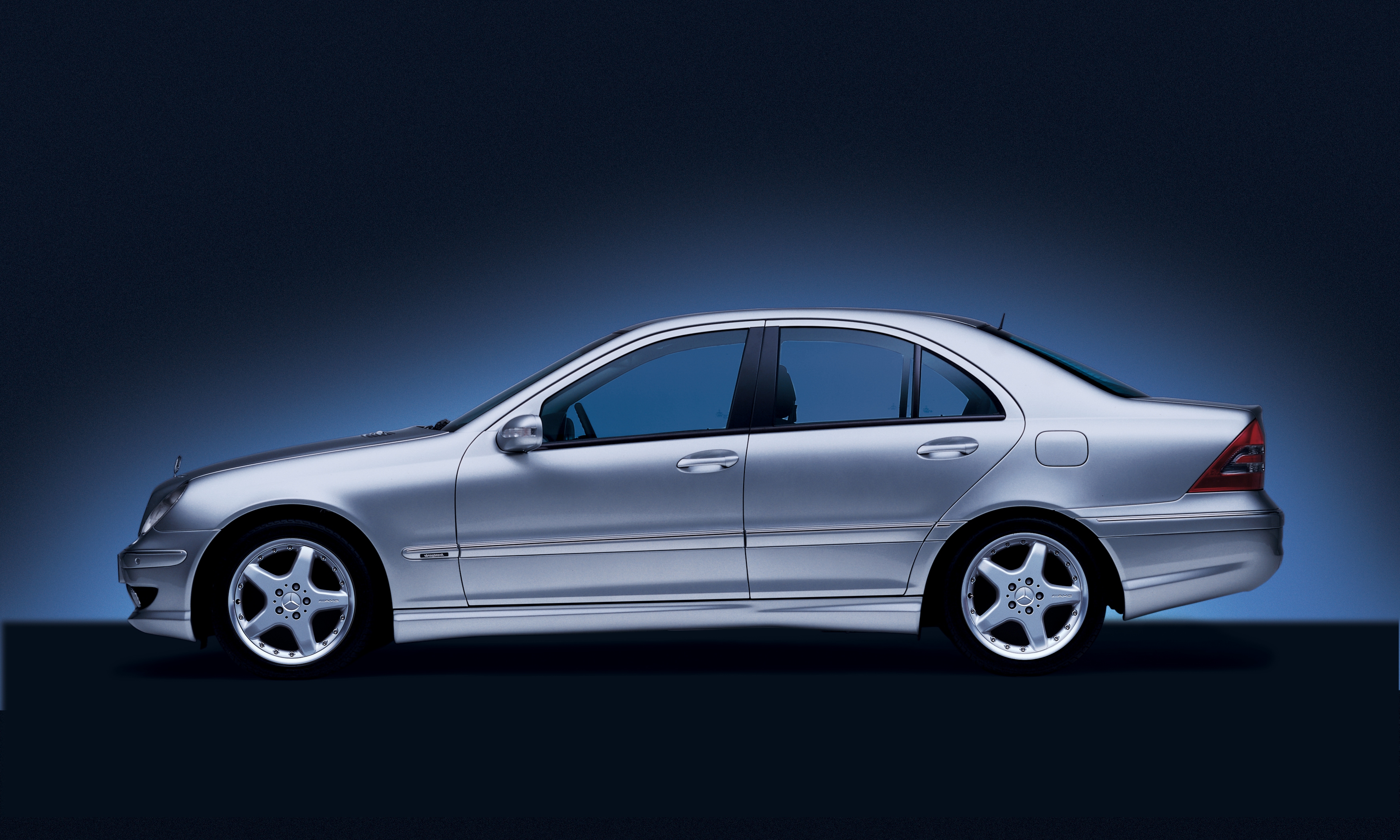 Kolo AMG s 5 paprsky, 43,2 cm (17 palců), Vícedílný