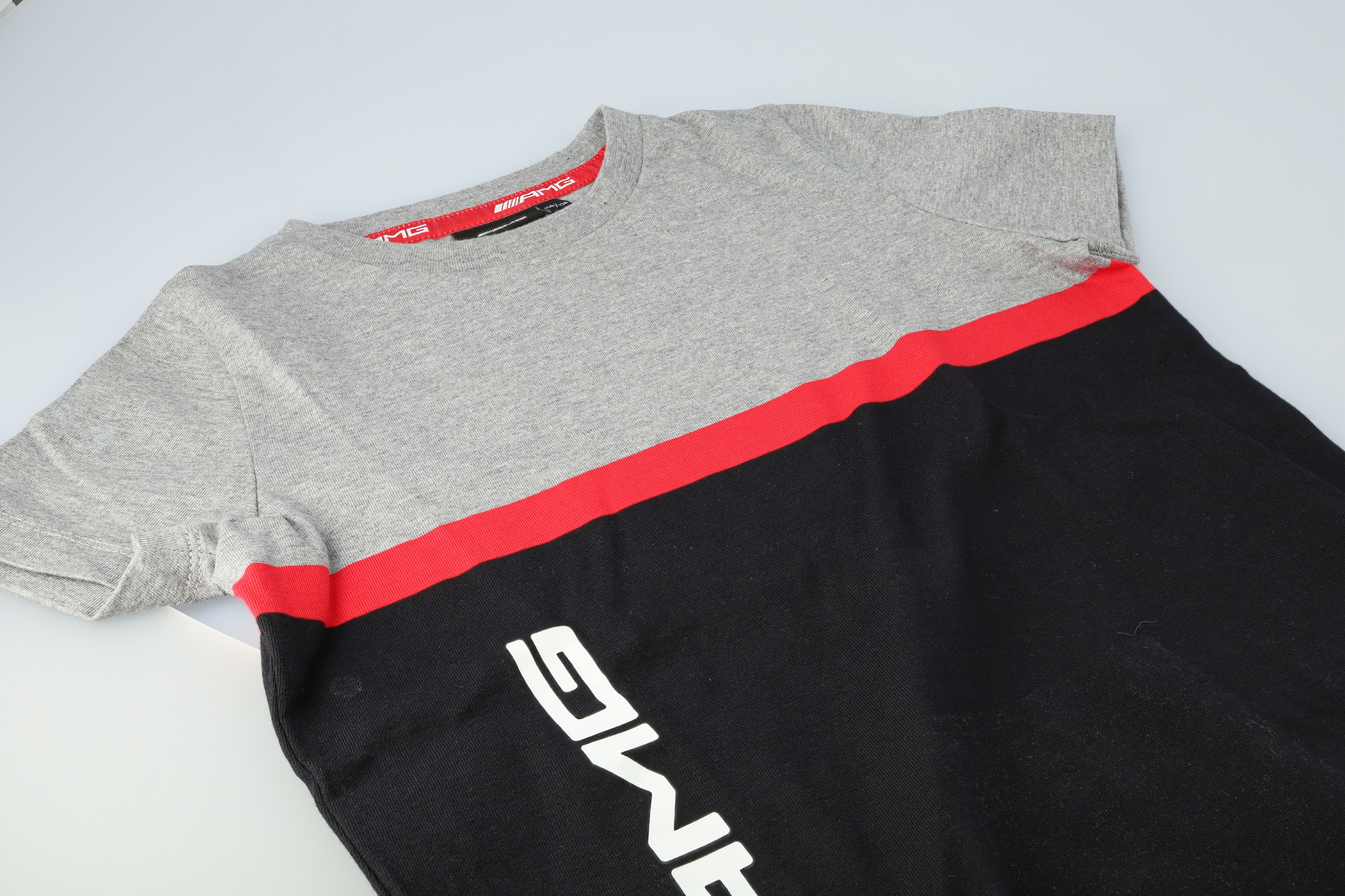 AMG T-Shirt Kinder - schwarz / grau / rot, 128 / 134