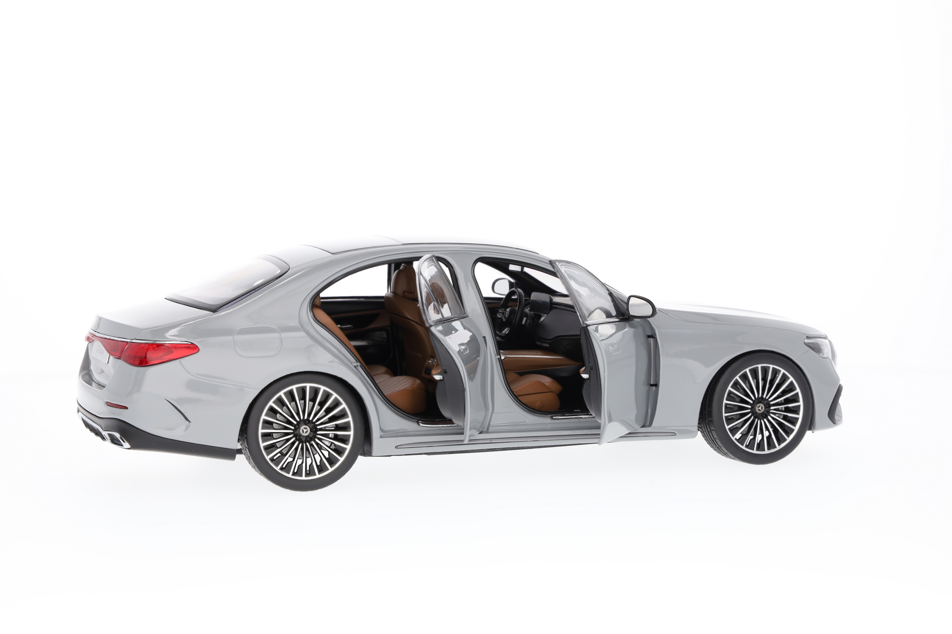 Třída E, sedan, AMG Line, W214 - MANUFAKTUR šedá alphin uni, iScale, 1:18