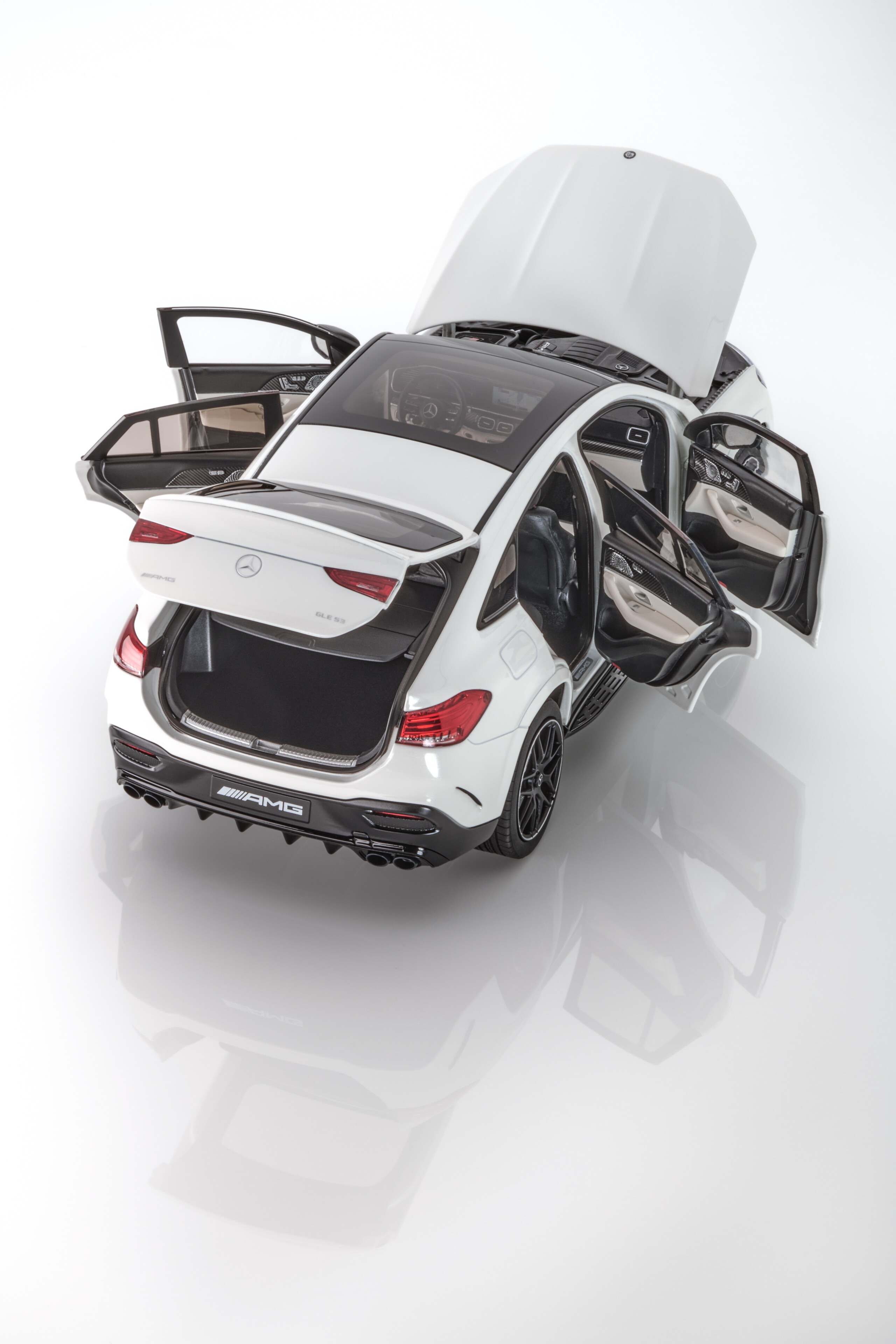 Mercedes-AMG GLE 53e, Kupé, C167 - G MANUFAKTUR bílá opalith magno, NZG, 1:18