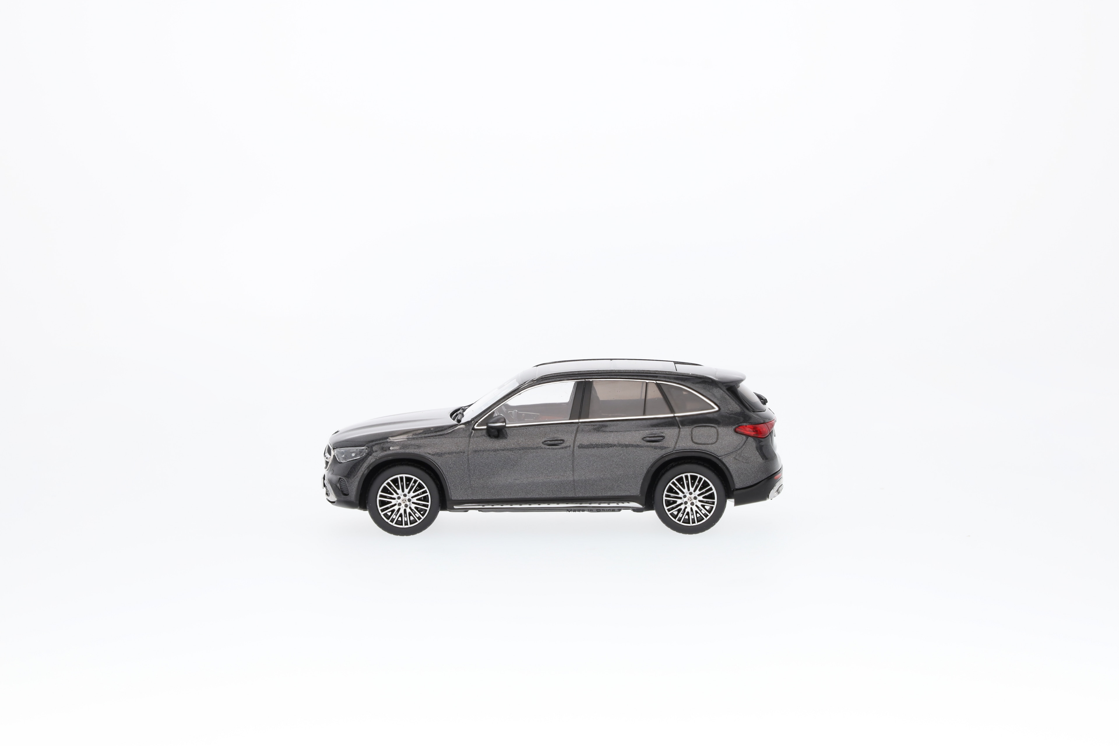 GLC, AVANTGARDE, X254 - šedá graphite, iScale, 1:43
