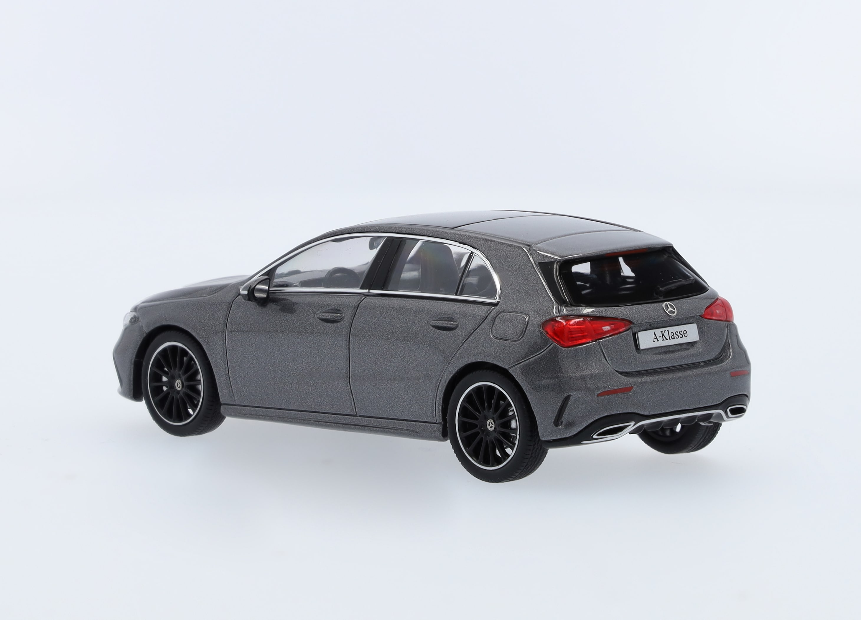 Třída A, Kompaktní sedan, AMG Line, W177 - šedá mountain, Minimax, 1:43