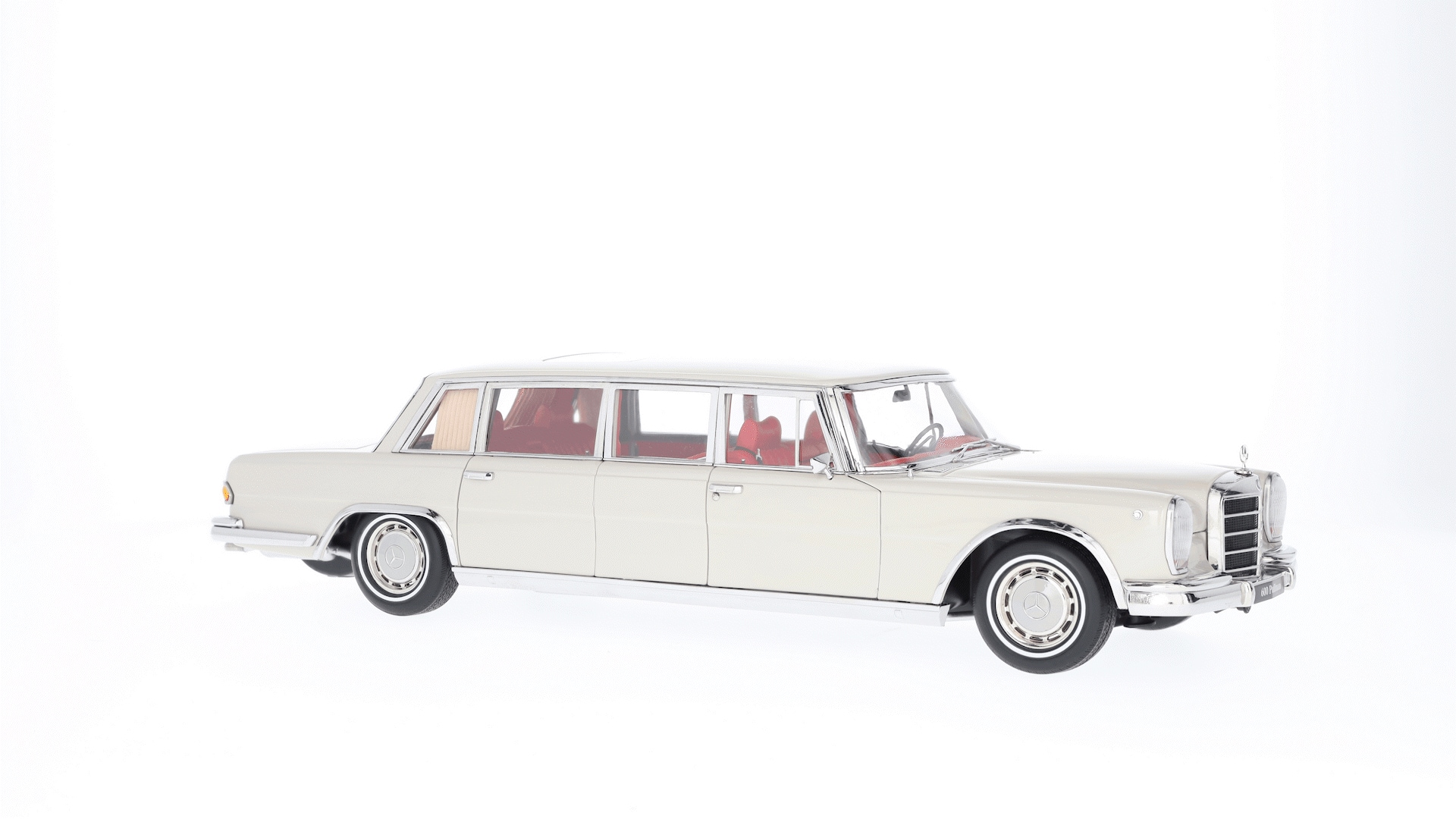 600 Pullmann W 100 (1963-1981) - bílošedá, NZG, 1:18